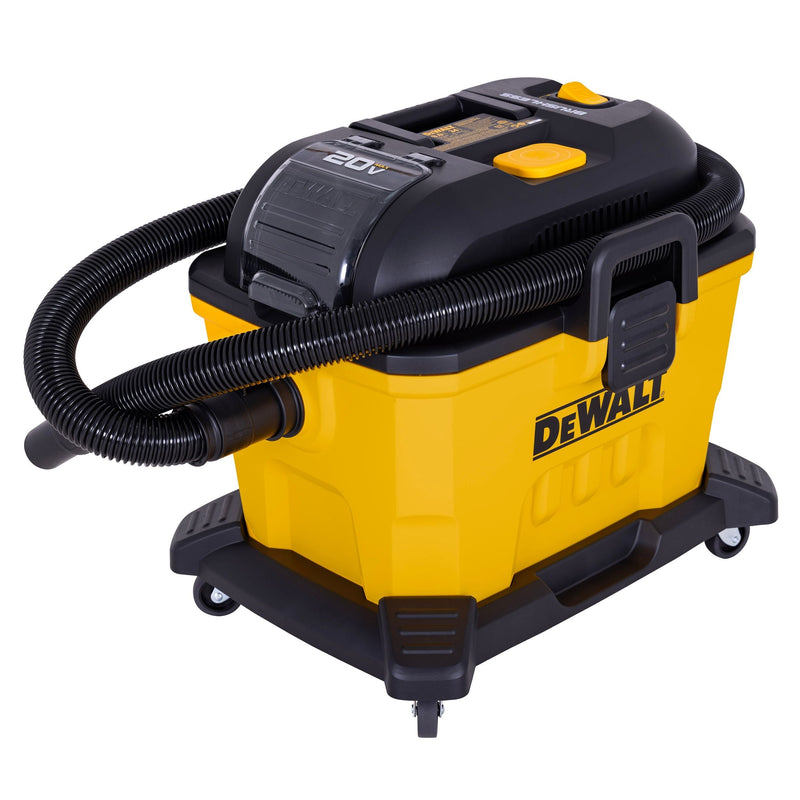 AC/DC Poly Dry/Wet Vacuum, Water-Resistant Off/ Switch, 34-L J6578