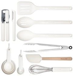 CLASSIC 17PC SET PROCELAIN D0858